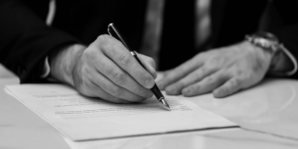 Derecho Mercantil / Abogados Mercantilistas en Madrid · Asesoramiento en Cumplimiento de Leyes Antimonopolio y de Competencia